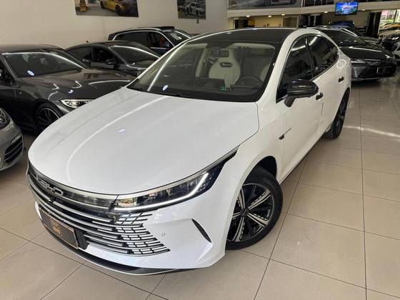 BYD KING 1.5 DM-I PHEV GL AUTOMÁTICO BYD KING 1.5 DM-I PHEV GL AUTOMÁTICO